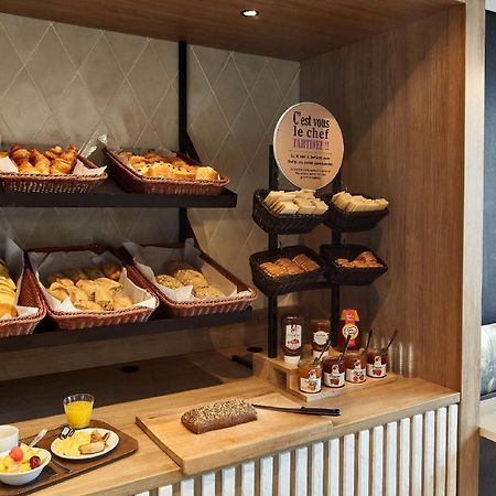 B&B Hotel Annecy Argonay Bagian luar foto